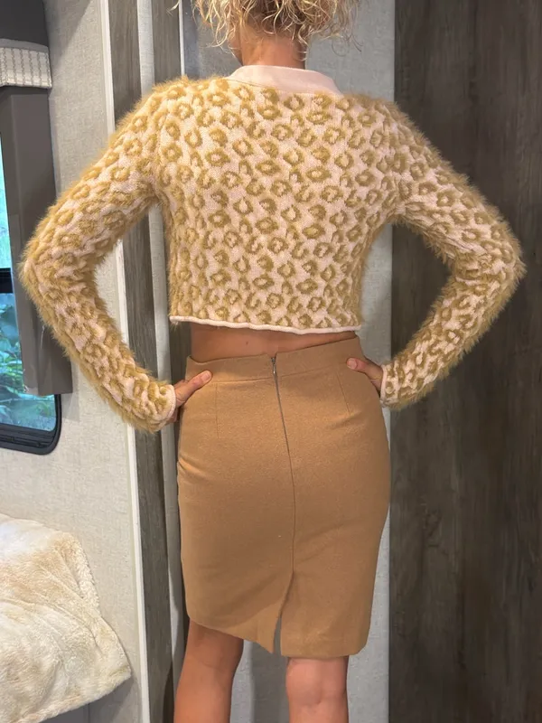 Kimchi Blue Y2K Vintage Cheetah Button Fuzzy Cropped Cardigan Sweater Pink Brown - Image 3