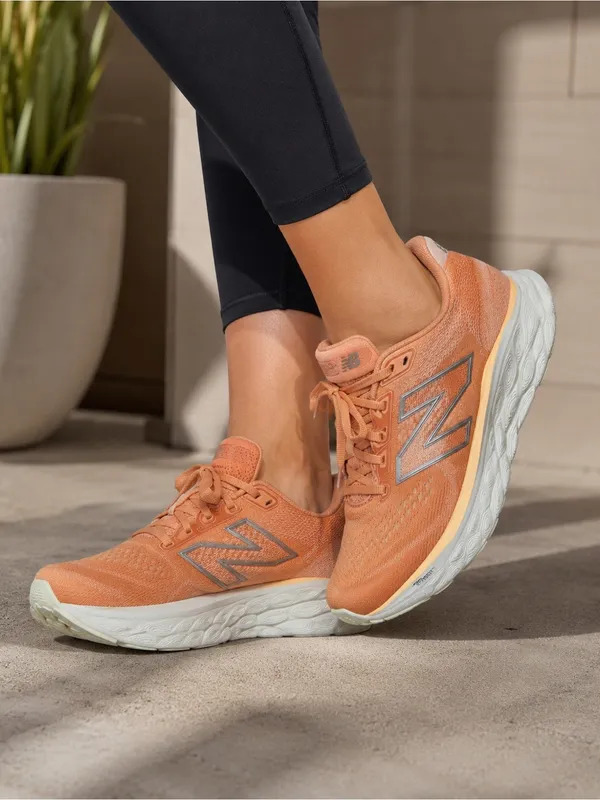 New Balance Fresh Foam X 880 v14 Women’s Running Shoes Size 7.5 Coral - Image 2