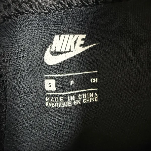 Nike Tech Fleece Cropped Pants Womens S Black Zip Hem Jogger 831711-010 - Image 5