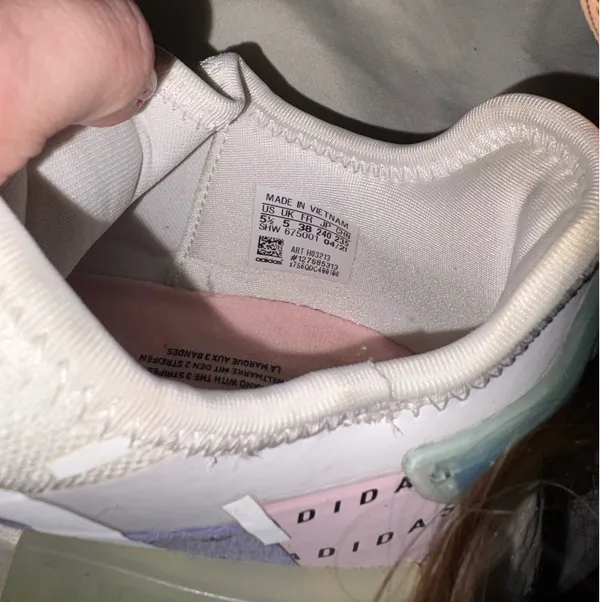Adidas Women’s NMD R1 Shoes 5.5 - Image 5