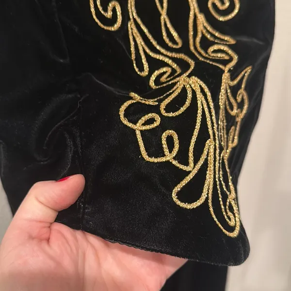 Vintage Black Velvet Scott McClintook Evening Gown | Size 8 - Image 4