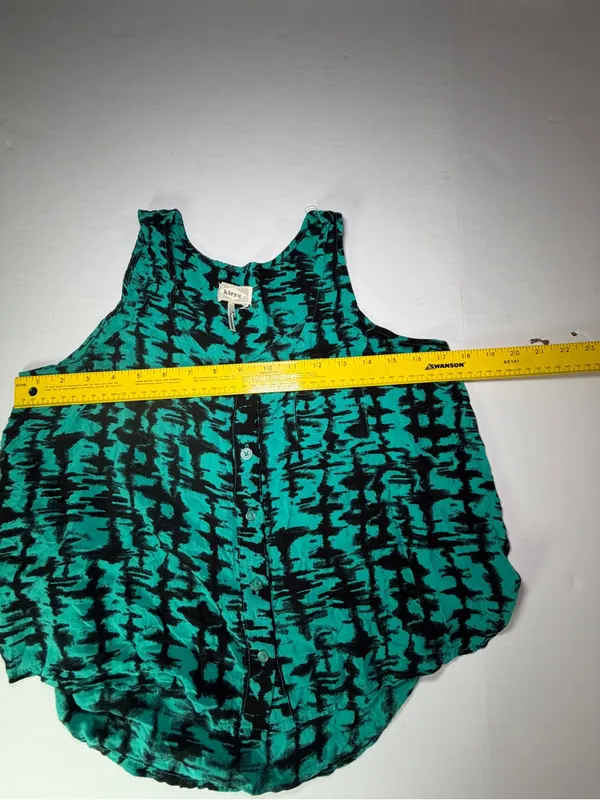 Kirra Teal and Black Abstract Button-Front Tank Top see description - Image 4