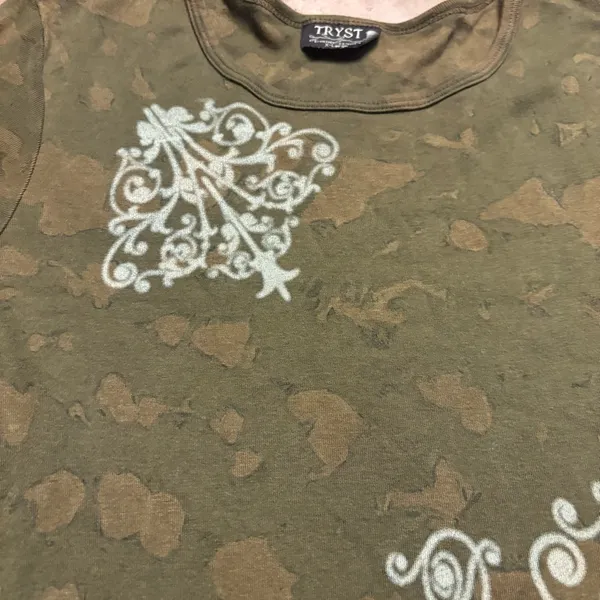 Tryst Retro Y2K Skater Olive Green Camo MallGoth Printed Shirt Womens XL - Image 3
