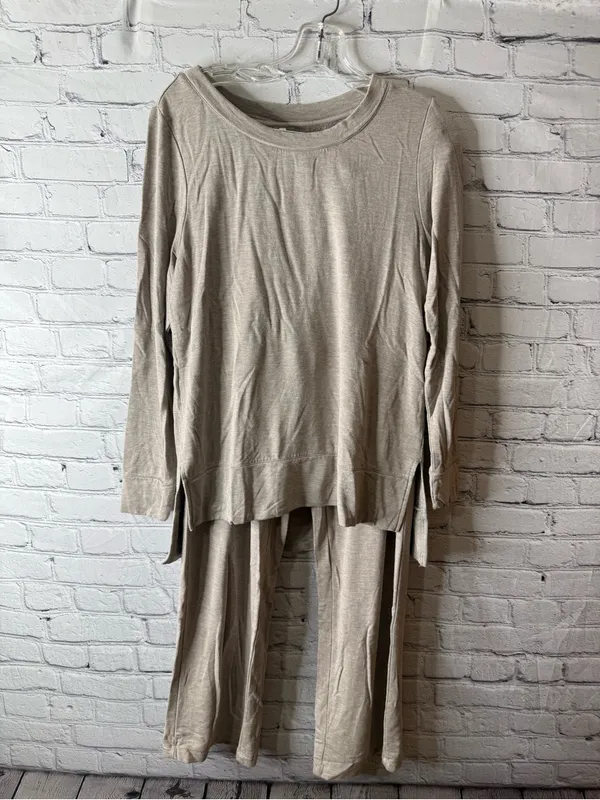 Soma Beige Crewneck Lightweight Long-Sleeve pajama set size medium - Image 2