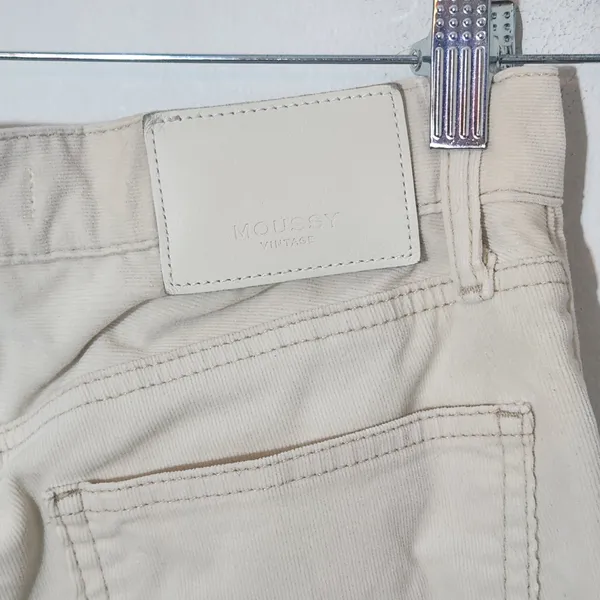 Moussy Vintage Cream Corduroy Skinny Pants Size 25 - Image 6