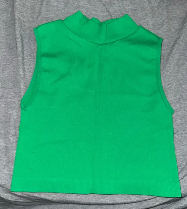 Sleeveless Green Mock Neck Top Size M - Image 3