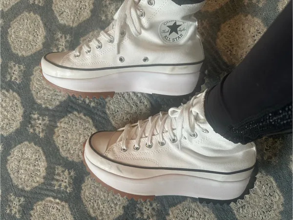 Converse Chick Taylor Run Star Hiking white high top canvas size 9 NWOT $110 - Image 3