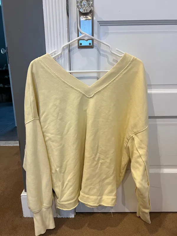 Kohl's Butter yellow long sleeve - Image 2