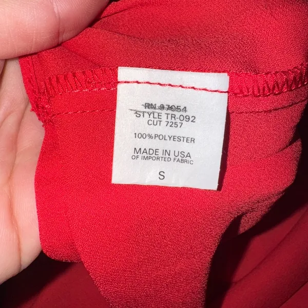 Chic Red Women's Halter Top - Image 6
