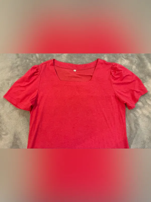 Women’s Size Medium Pink T-Shirt with a Pleated Hem on Shoulder Sleeve - Image 2