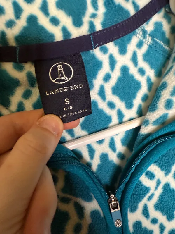 Lands' End 1/4-Zip Fleece Sweatshirt small - Image 2