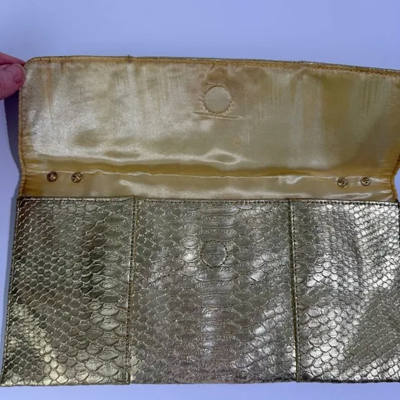 Jessica McClintock Gold Snake Embossed Metallic Clutch‎ Evening Bag - Image 8