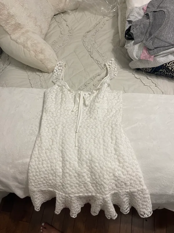 Selfie Leslie Shenay Ruffle Strap Embroidered Mini Dress White - Image 3