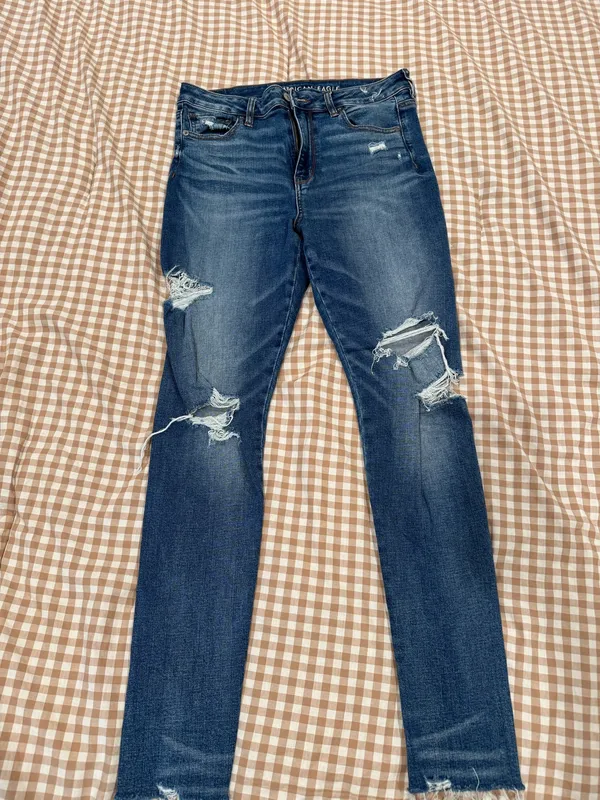 American Eagle Jeans - Image 2