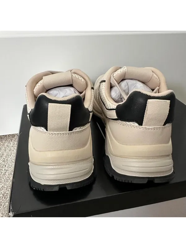 DV by Dolce Vita Comet Sneaker NEW Pale Orange/ White/ Black Size 6.5 - Image 5