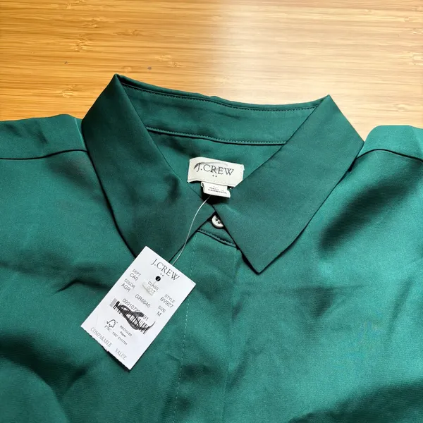 J.Crew Drapey Satin Button Up Top Medium Green Long Sleeve Collared Shirt Preppy - Image 5