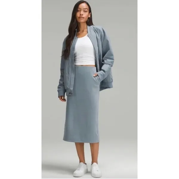 Lululemon Softstreme‎ High-Rise Midi Skirt in Belgian Blue - Image 4