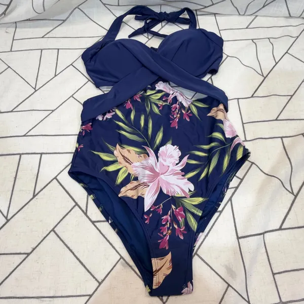 Cupshe One Piece‎ Swimsuit M Navy Blue Tropical Floral Wrap Halter Cutout NWT - Image 4