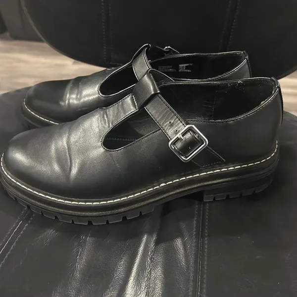 Black T-Strap No Boundaries Comfort Shoes - Image 3