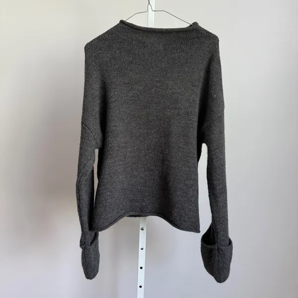 by Anthropologie Relaxed Boho Slouchy‎ Raw Hem Cuff Pullover Sweater M Gray - Image 2