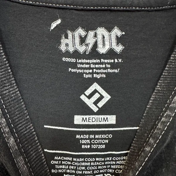 AC/DC Hells Bells High Voltage Tshirt size Medium - Image 4
