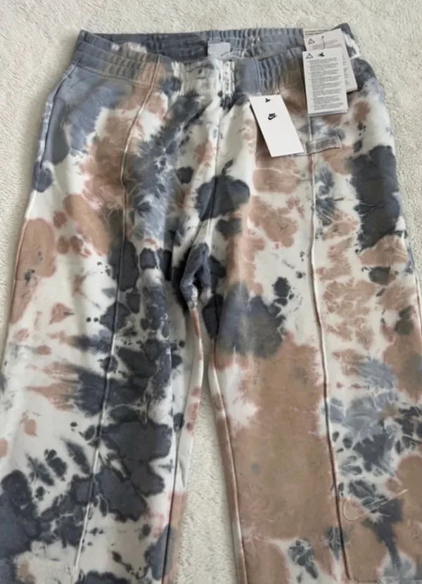 Nike Loose Fit Tie Dye Cuffed Sweatpants in Slate Blue, Medium - Image 4