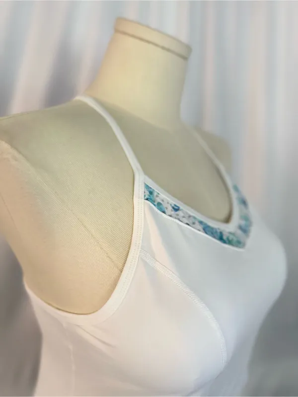 Lija Women's New Rules Volley Tank - White/Fleur (1333) - Image 8