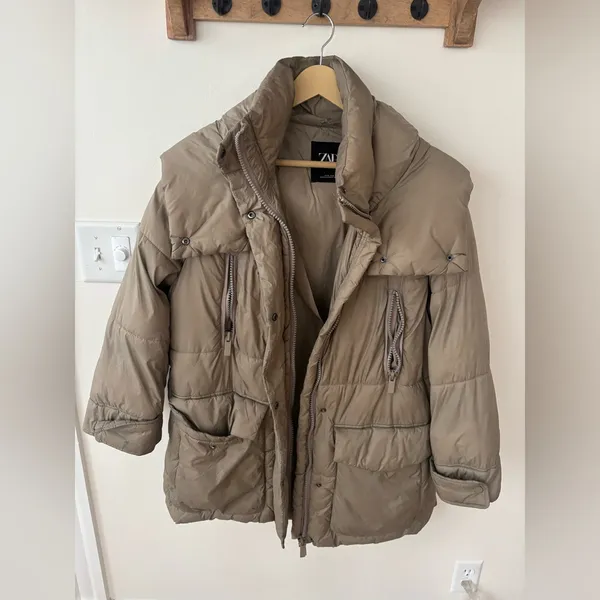ZARA light brown olive puffer coat size SMALL with hood - Image 3