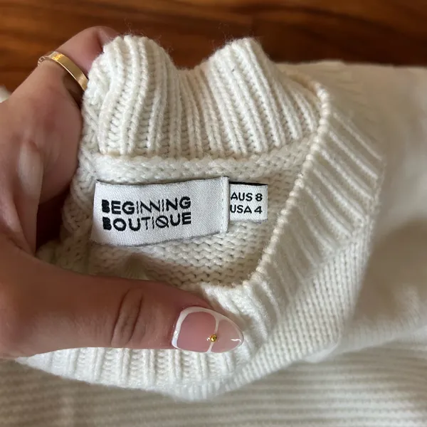 Beginning Boutique Cream Sweater Short Set - Image 6