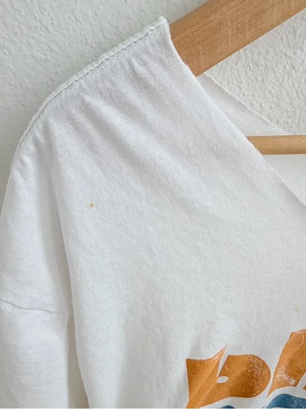 Blink-182 off-the-shoulder white punk tee - Image 5