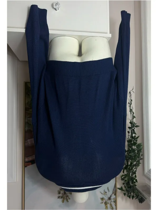 PINK Victoria's Secret Navy Blue V-Neck Collar Cropped Sweater Pullover XXL NWT - Image 6