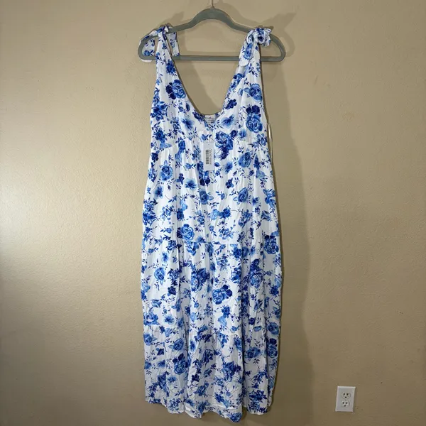 NWT Baltic Born Mariah Tank Florals Blue White Maxi Dress Sz M Wedding Beach - Image 2