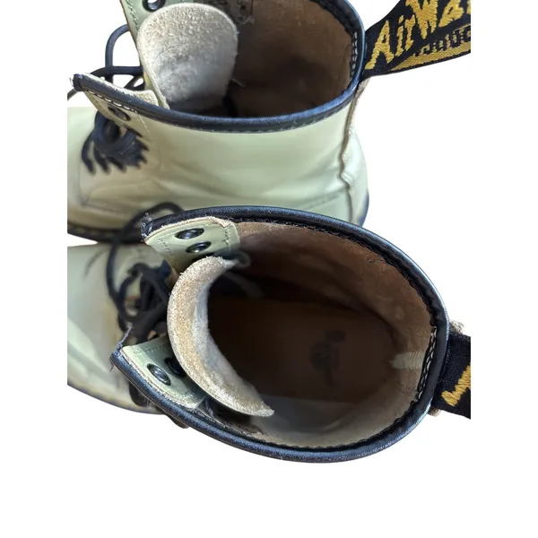 Dr. Martens AirWair Light Green Leather Boots M 8 - Image 6