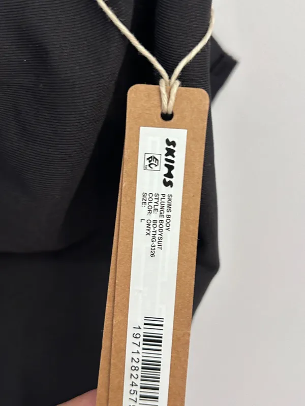 Skims Body Plunge Bodysuit Onyx Large NWT SOLD OUT - Image 7