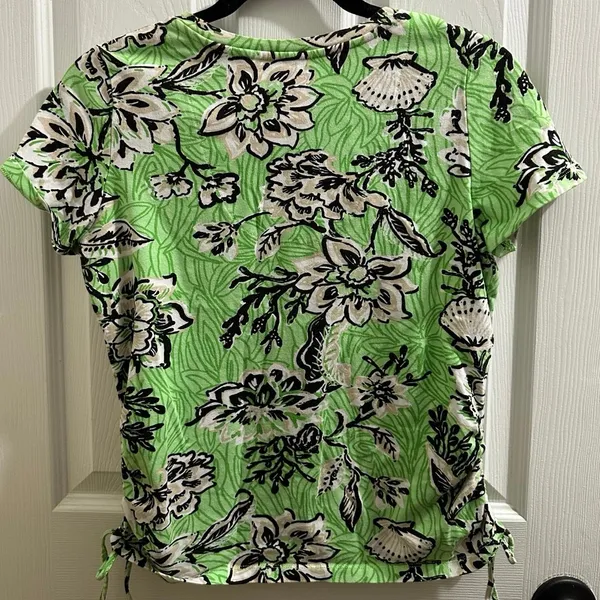 Caribbean Joe Petite M Women’s Tropical Green V-neck Side-Tie Ruched Knit Top - Image 2