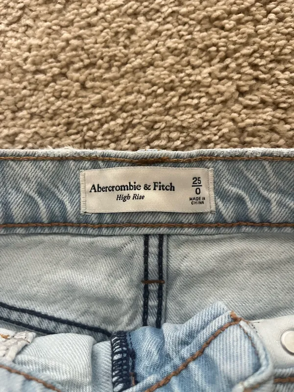 Abercrombie & Fitch denim mini skirt - Image 3