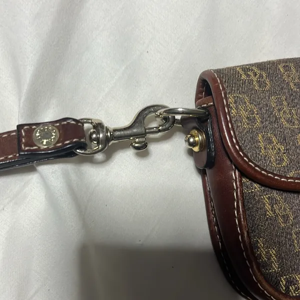 Vintage Dooney & Bourke wristlet-brown and tan - Image 8