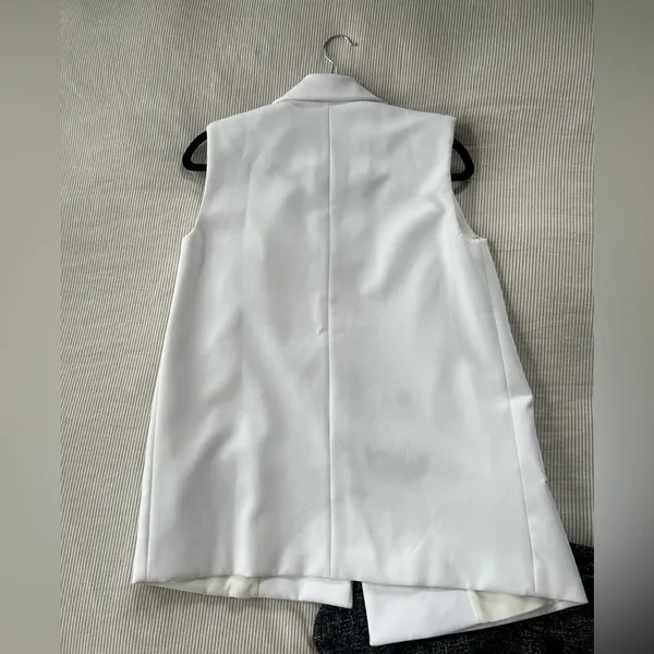 Banana Republic White Sleeveless Blazer Vest - Image 16
