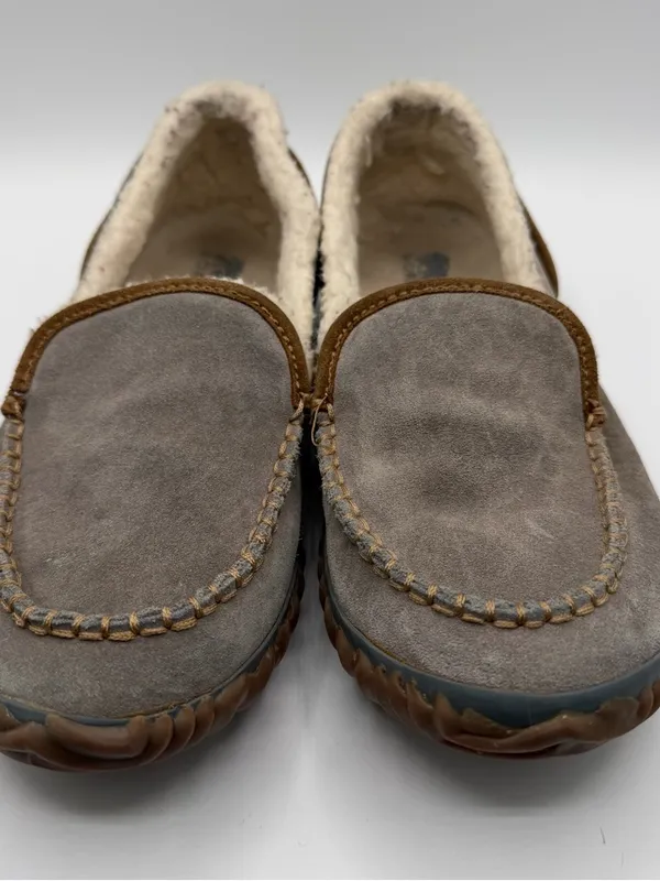 Sorel Tremblant Moc Slippers Womens 10 Gray Suede Fleece Lined Moccasins - Image 2