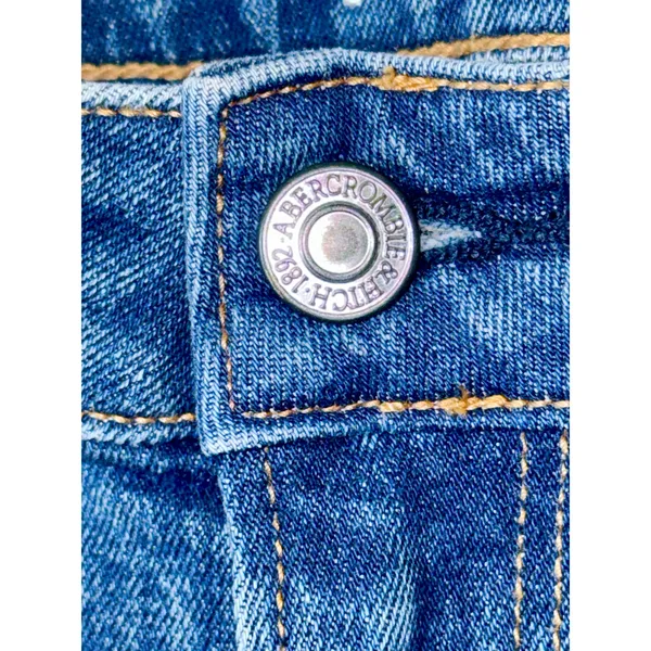 Abercrombie & Fitch Curve Love Mom High Rise Denim Distressed Jeans Size 30 10 L - Image 5