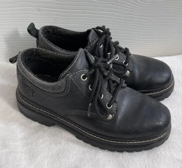 Skechers Vintage round toe shoes Y2K - Image 2