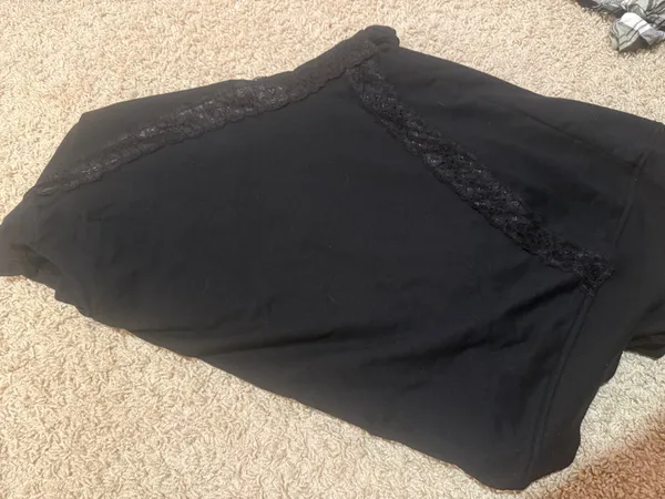 Jantzen Ruby Black Sweater - Image 5