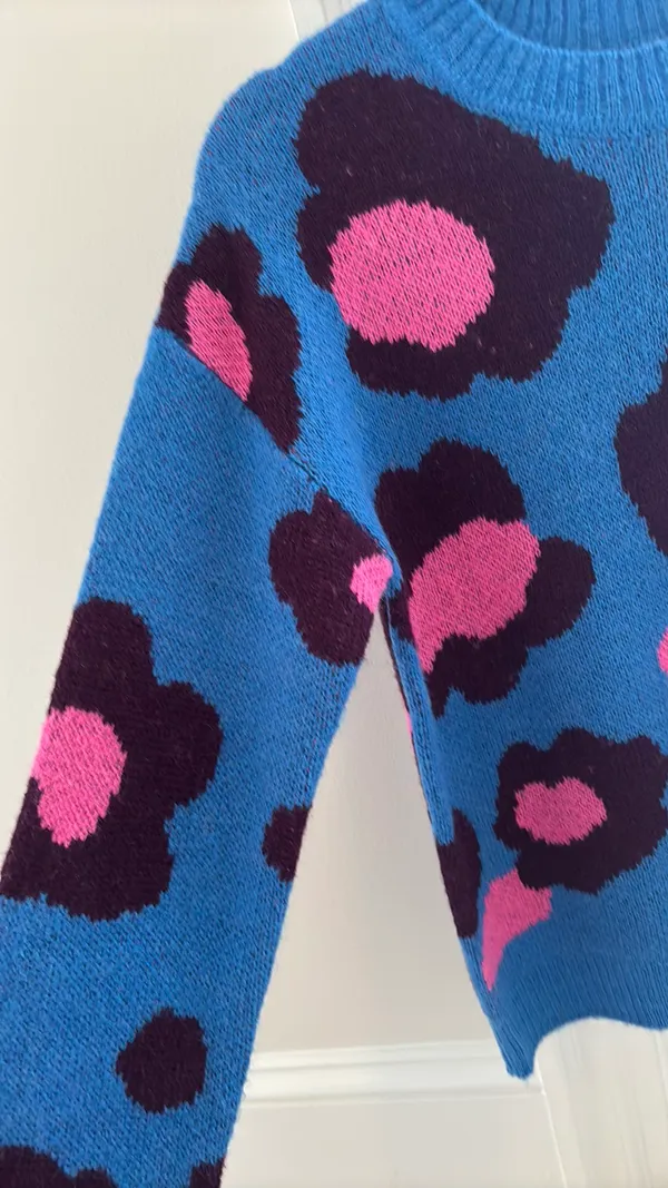 Lilly Pulitzer Sweater - Image 7
