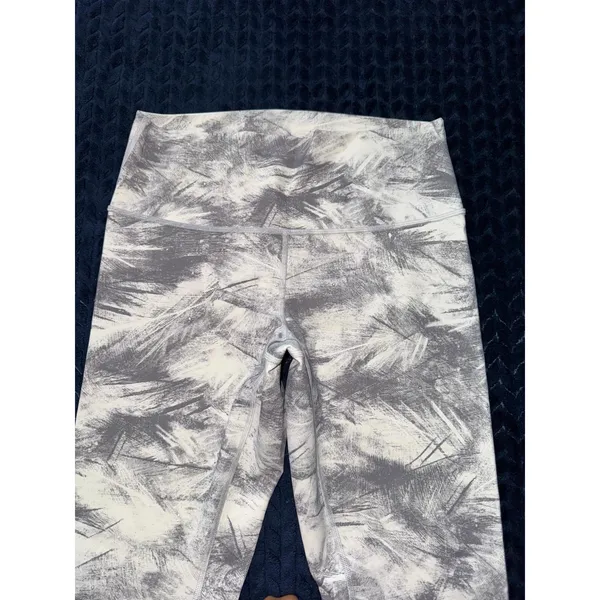 Lululemon Women's Wunder Under High-Rise 7/8 Tight Full On Luxtreme Size 10‎ - Image 2