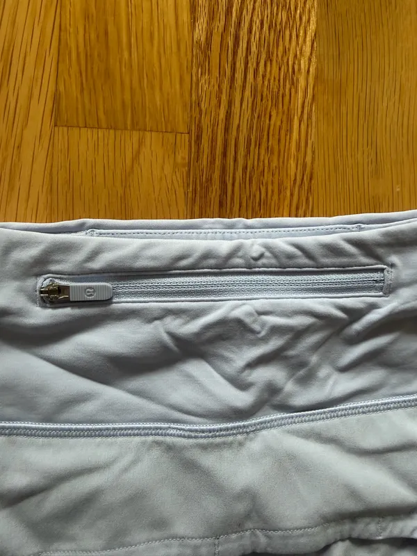 Lululemon Speed Up Shorts 4" - Image 4