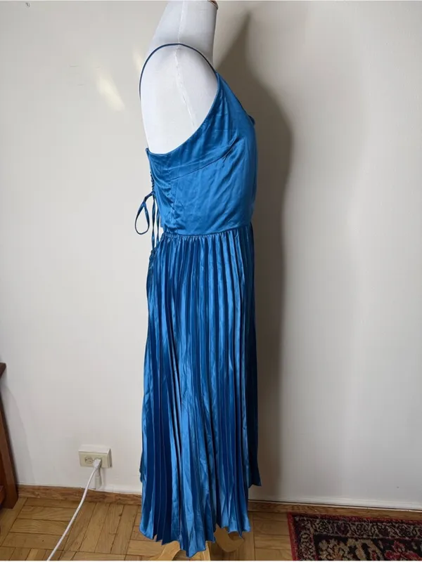 Halara Blue Silky Satin Wrap Front Pleated Skirt Midi Dress NWOT M - Image 6