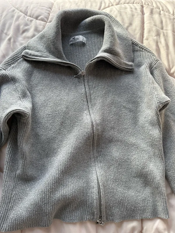 Hollister Zip-Up Sweater - Image 3