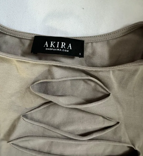 Akira Crop Top - Image 2