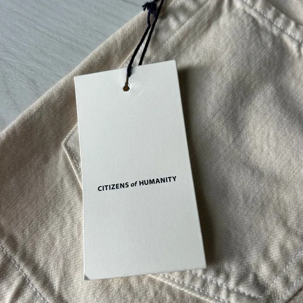 NWT Citizens of Hummanity Franca Pleated Short in Marzipan Cream Size 28 - Image 8