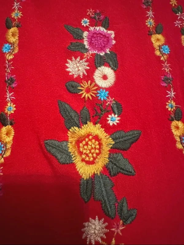 Umgee Red Embroidered Floral Tunic Top - Image 3